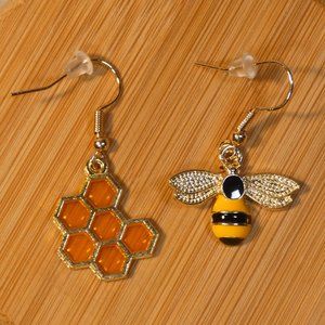 Clever Bee and Honeycomb Earrings gold tone